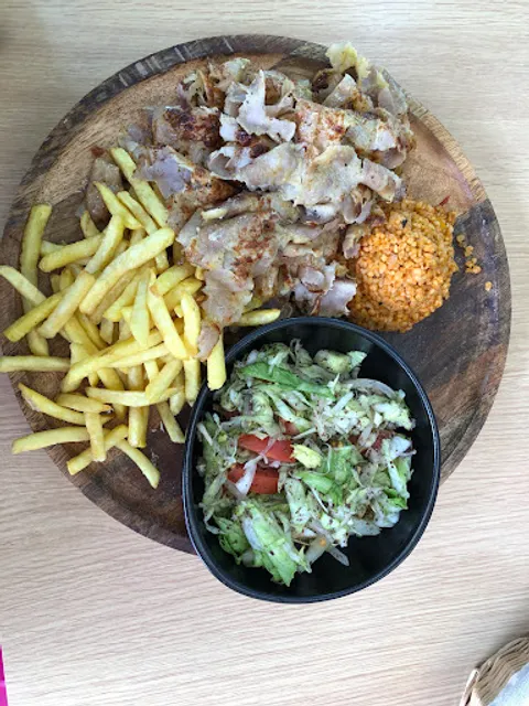 DEDE KEBAB CHEZ REİS