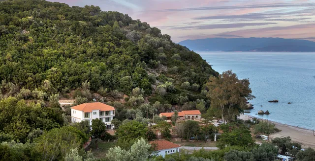 Peli Kastri Guesthouse & Retreat