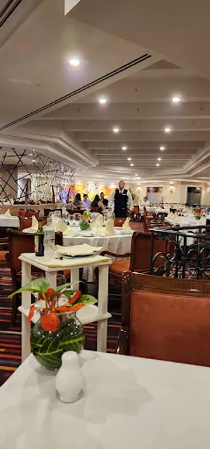 EL JARDÍN RESTAURANT