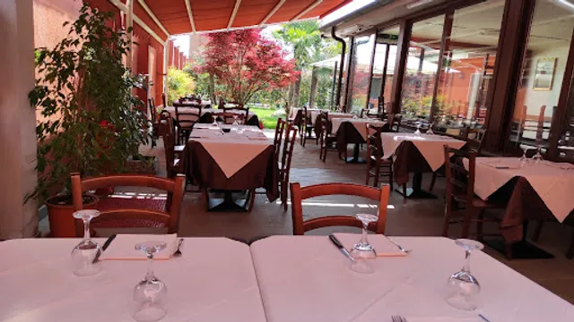 Ristorante Pizzeria Nuova Giada Verde