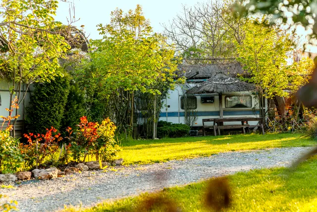 La Rulote - Camping Caravans