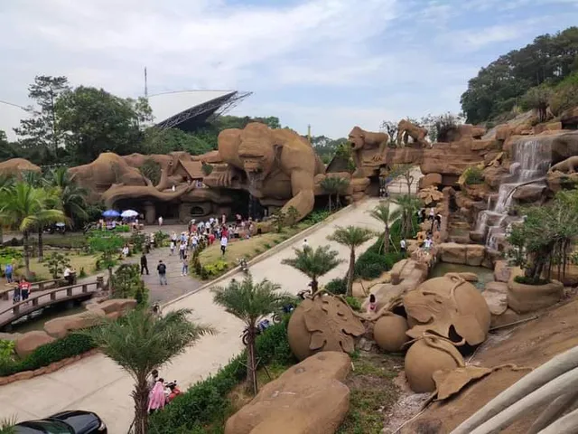 Khách sạn Hạ Long Xanh