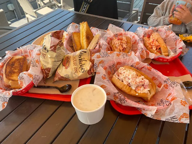 Mason's Famous Lobster Rolls