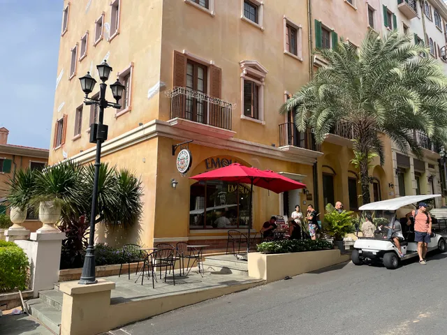 Lord of the Bao Dimsum & more Restaurant