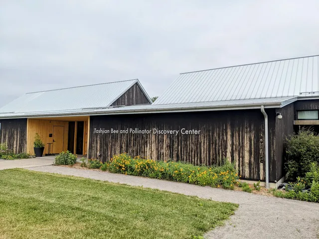 Tashjian Bee and Pollinator Discovery Center | Farm at the Arb