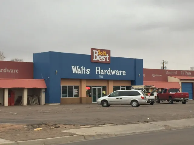 Walt's Hardware