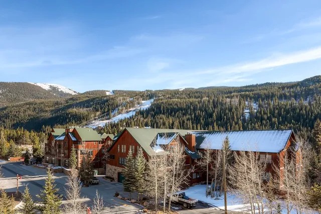 Expedition Station Condominiums by Keystone Resort