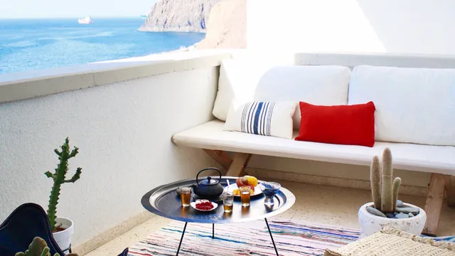 Playa Chica Modernist Hideaway Apartment