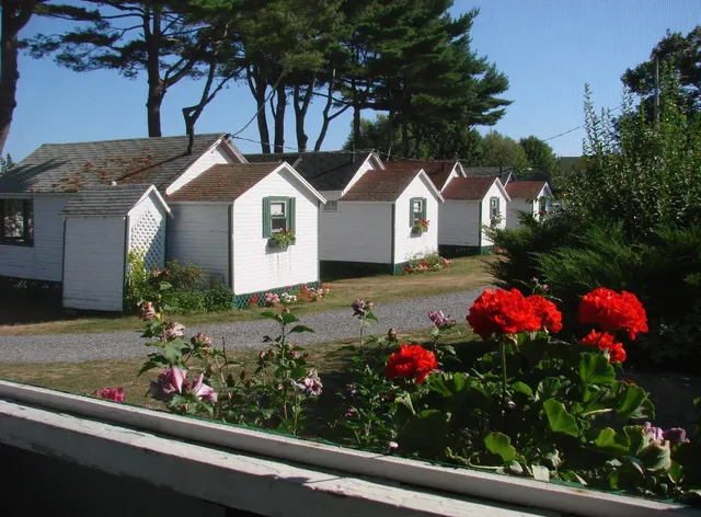 New Harbor View Cottages