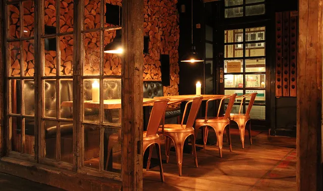 Skänk øl, vin & madbar, Hillerød