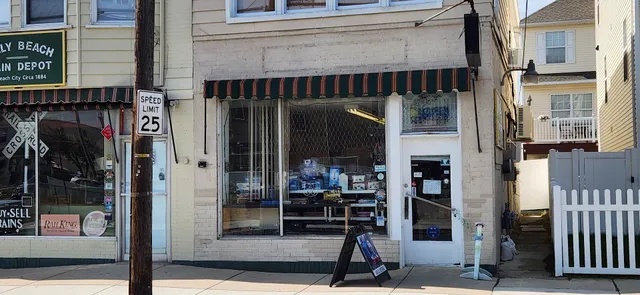 The Holly Beach Train Depot