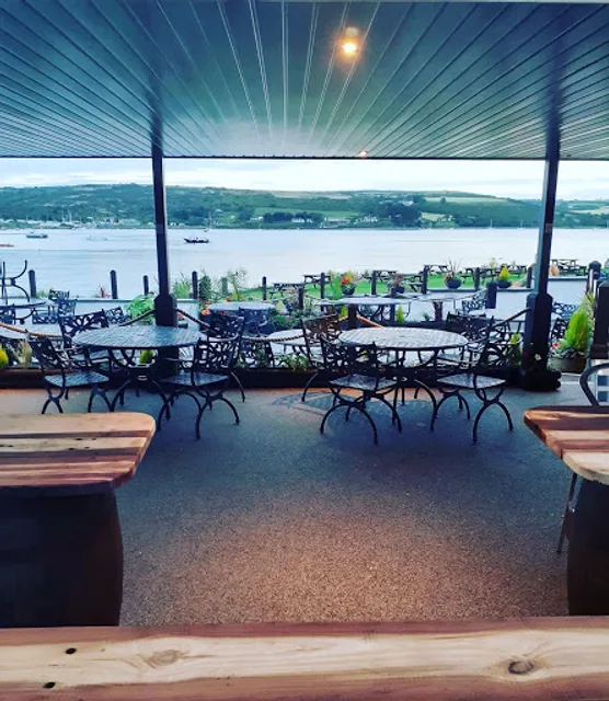 Teifi Waterside Hotel