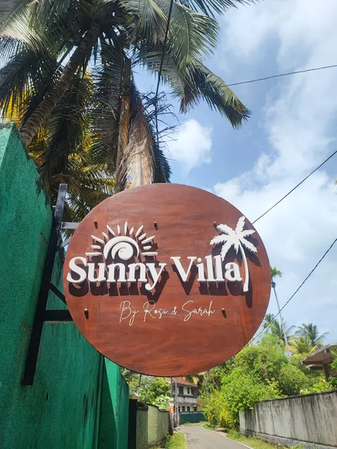 Sunny Villa
