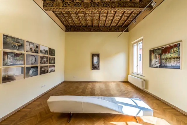 MLB Maria Livia Brunelli Gallery