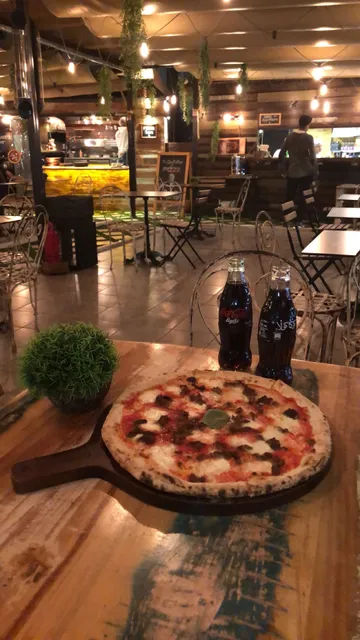 Buffalo Wild Wings - Riyadh Park Mall