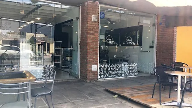 Fino's Comida Casera