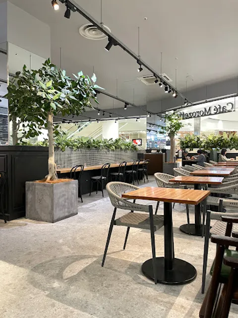 Cafe Morozoff Kobe Harborland umie Store