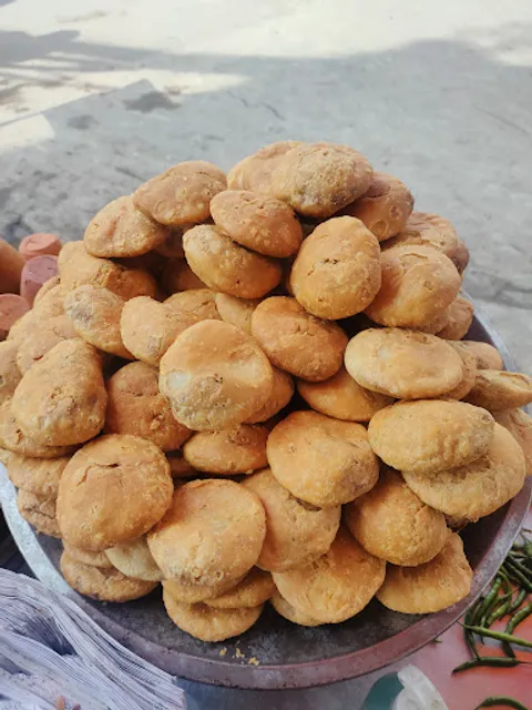 Brijwasi namkeen bhandar