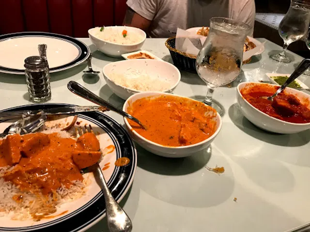 Taj Mahal Grill & Bar