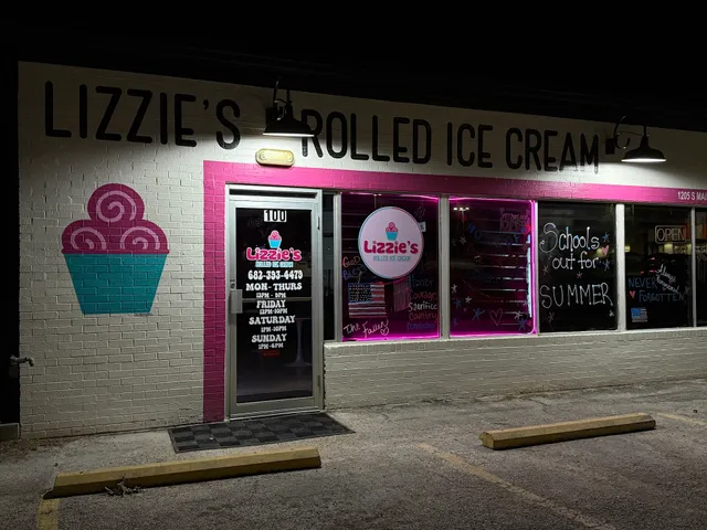 Lizzie's Rolled Ice Cream