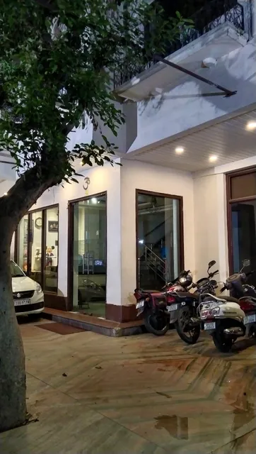 HOTEL REGAL MORADABAD