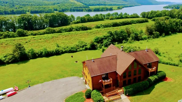 Lake View Lodge Vacation Rental
