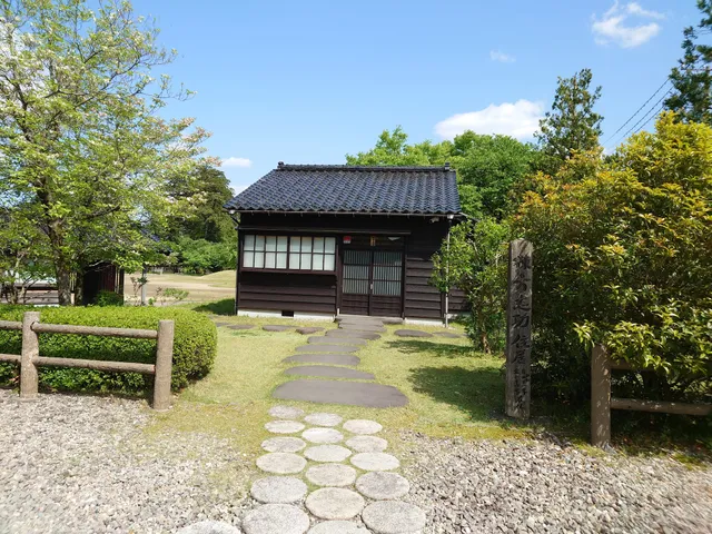 棟方志功旧居鯉雨画斎（りうがさい）