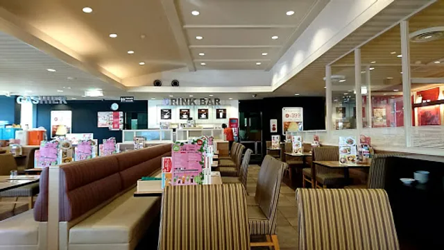 ガスト 野田市役所前店