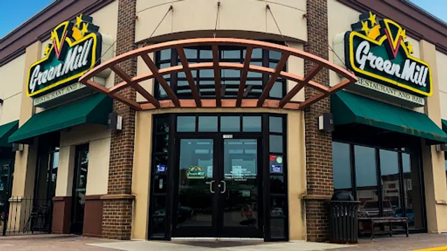 Green Mill Restaurant & Bar