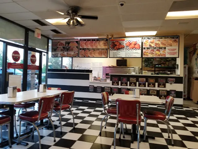 Frato's Kitchen & Gaming