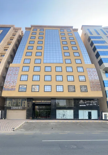 manazel elzaereen hotel