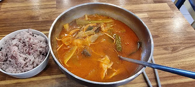 삼거리칼국수