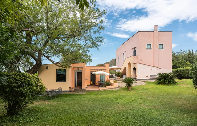 Flegrea House - Casa Rosa