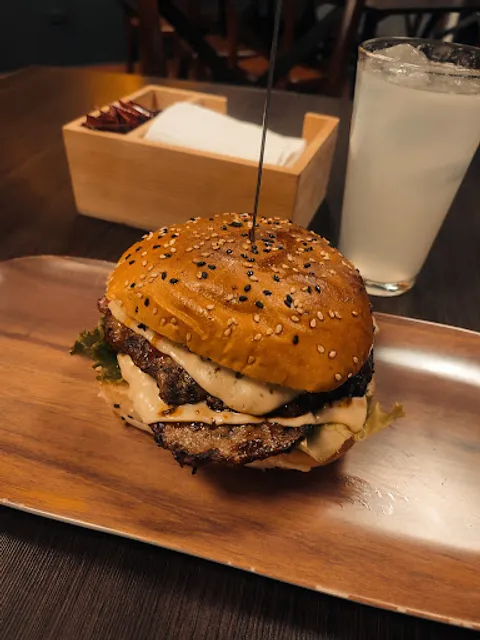 Brontos Zerezotla Hamburguesas al Carbón