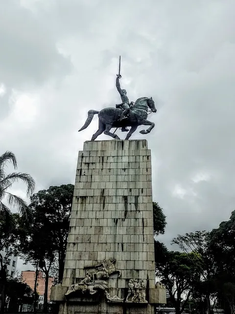 Duque de Caxias statue