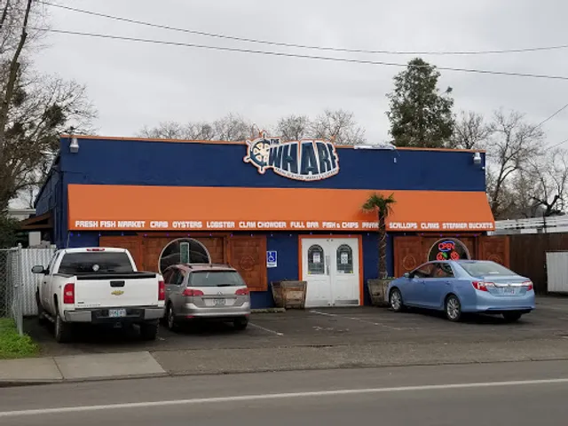 Wharf Fresh Seafood Market and Eatery