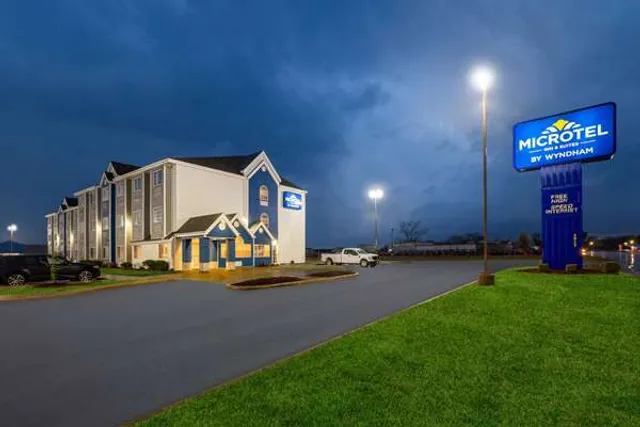 Microtel Inn & Suites by Wyndham Independence
