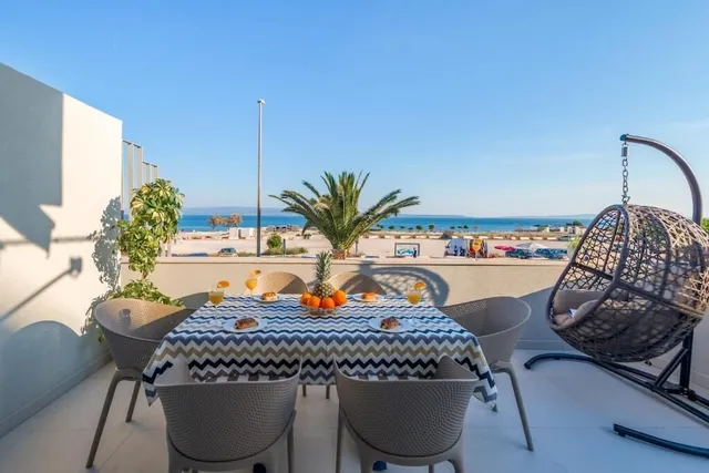 Beachfront Žnjan Apartments