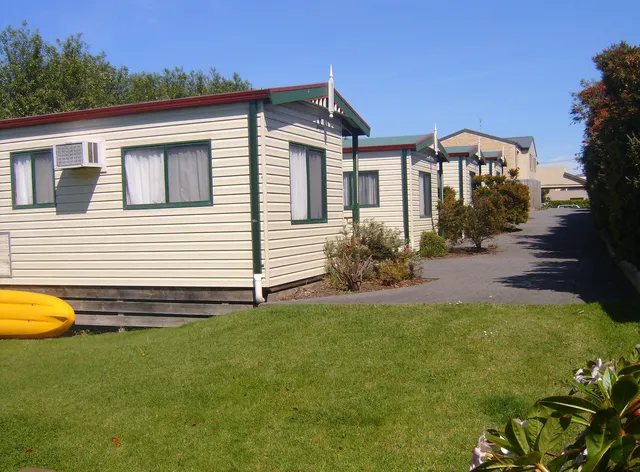 Inverloch Cabins