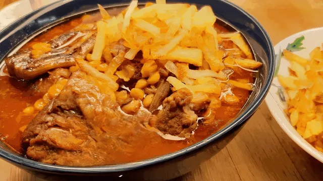 Woodland Hills Restaurant