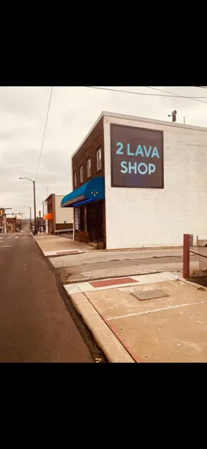 2 Lava Smoke Shop