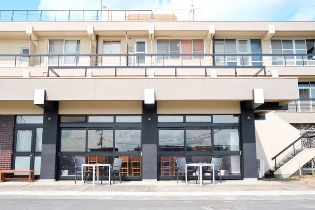 J-Hoppers Lake Biwa Guesthouse