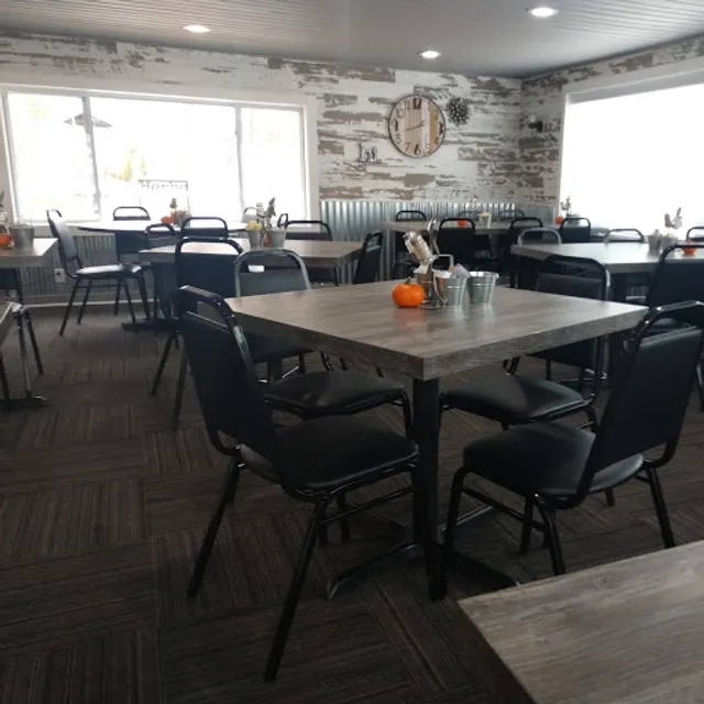 The Parker House Restaurant, Cottages, and Motel