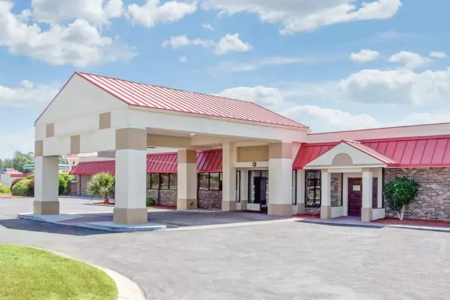 Ramada by Wyndham Santee I-95