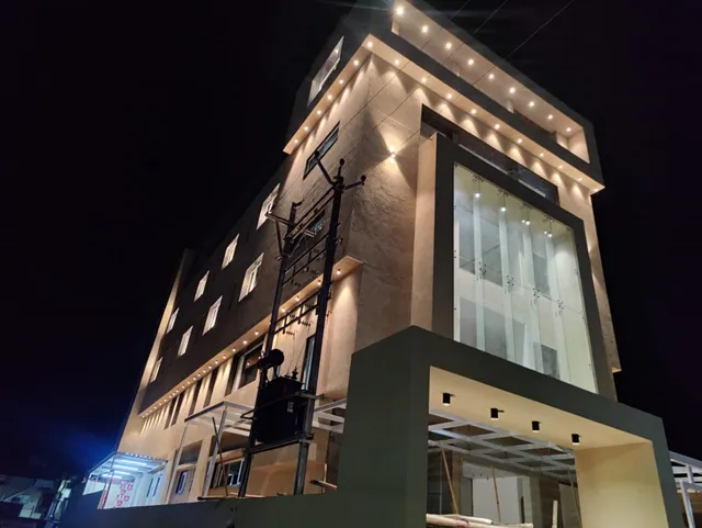 Hotel Sargam Regency