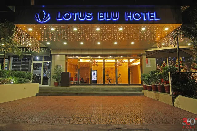 Lotus Blu Hotel Legazpi