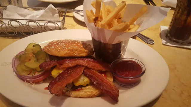 Moruss Seafood & Crab House