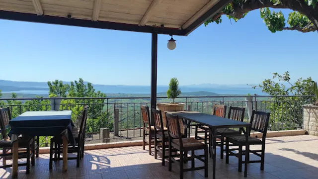 taverna agnanto