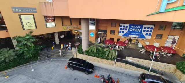 Promenade Mall - Greenhills Shopping Center