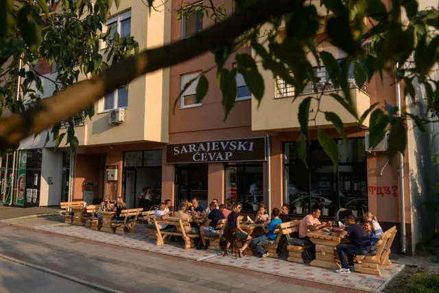 Sarajevski ćevap kod Dakca